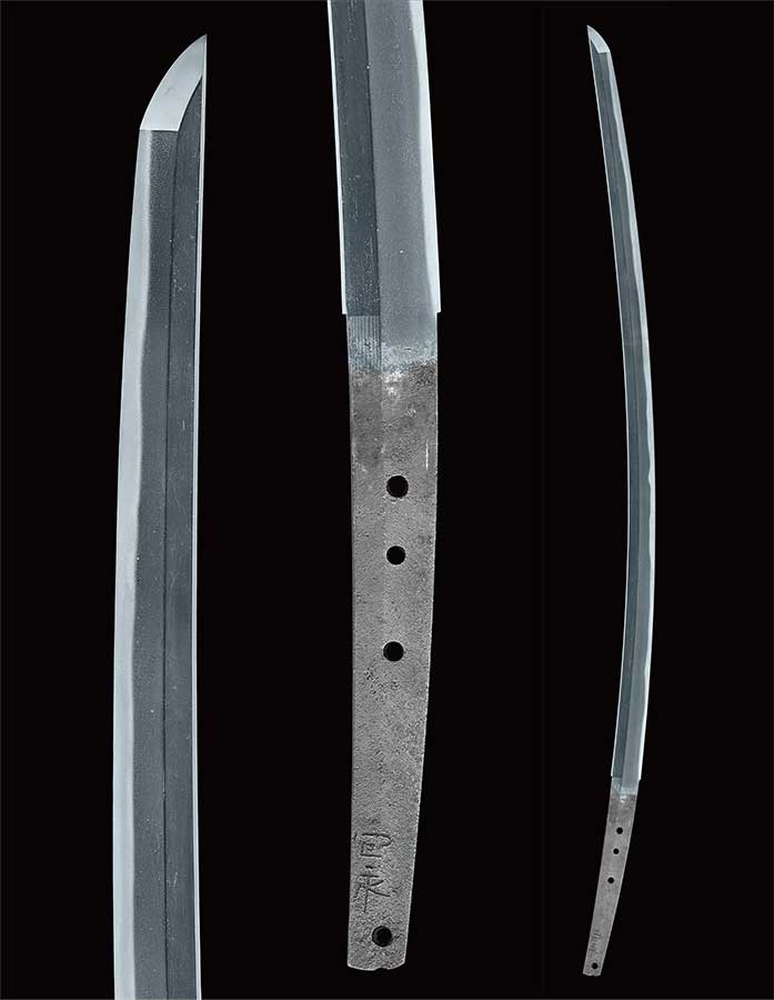 National Treasure, Tachi sword, signed “Kanenaga”, By Tegai Kanenaga 
Kamakura period, 13th century