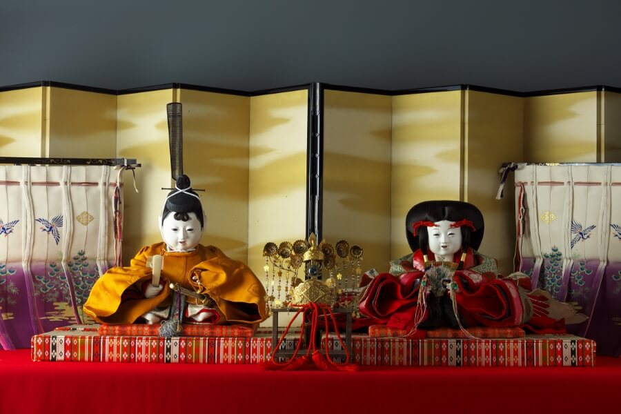 “Hina dolls, crown prince and princess as boy and girl. By Ōki Heizō Ⅴ